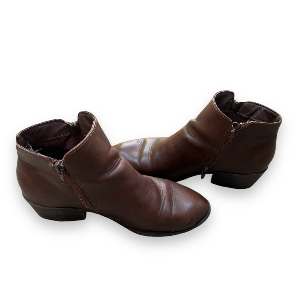 Women’s Ankle booties size 7